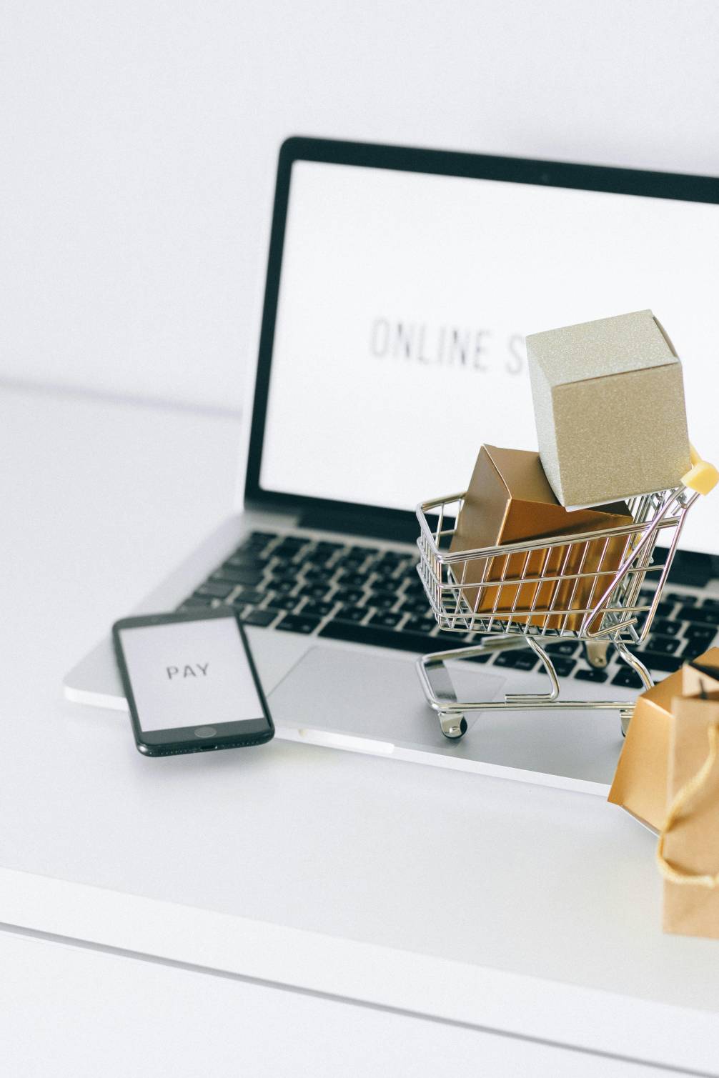 pexels-n-voitkevich-6214470-scaled Instagram Yönetiminde Yapay Zeka Devrimi: 2025'in En İyi AI Araçları